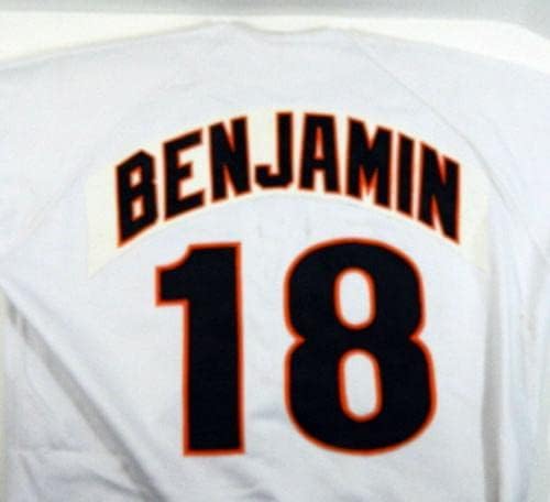 1992 San Francisco Giants Mike Benjamin 18 Oyun Kullanılmış Beyaz Forma DP08469 - Oyun Kullanılmış MLB Formaları